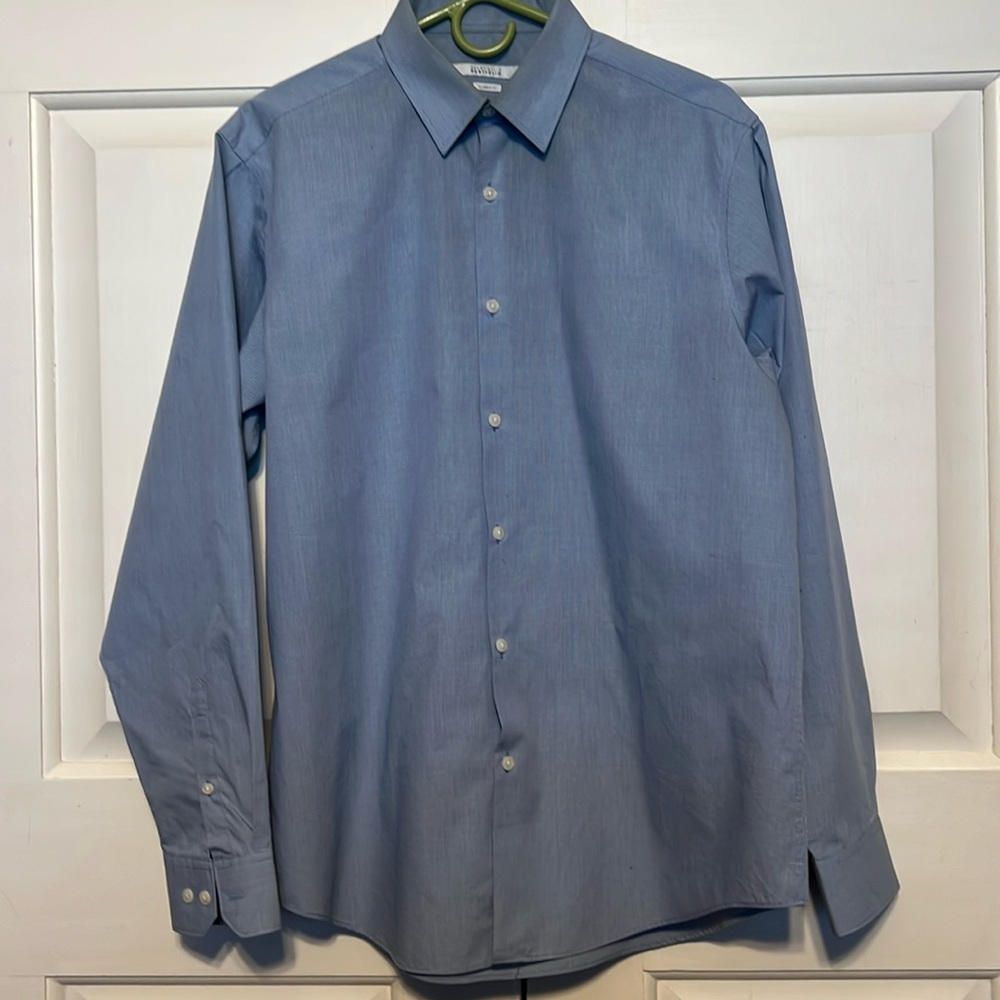 Men’s blue Perry Ellis size M button up dress shirt